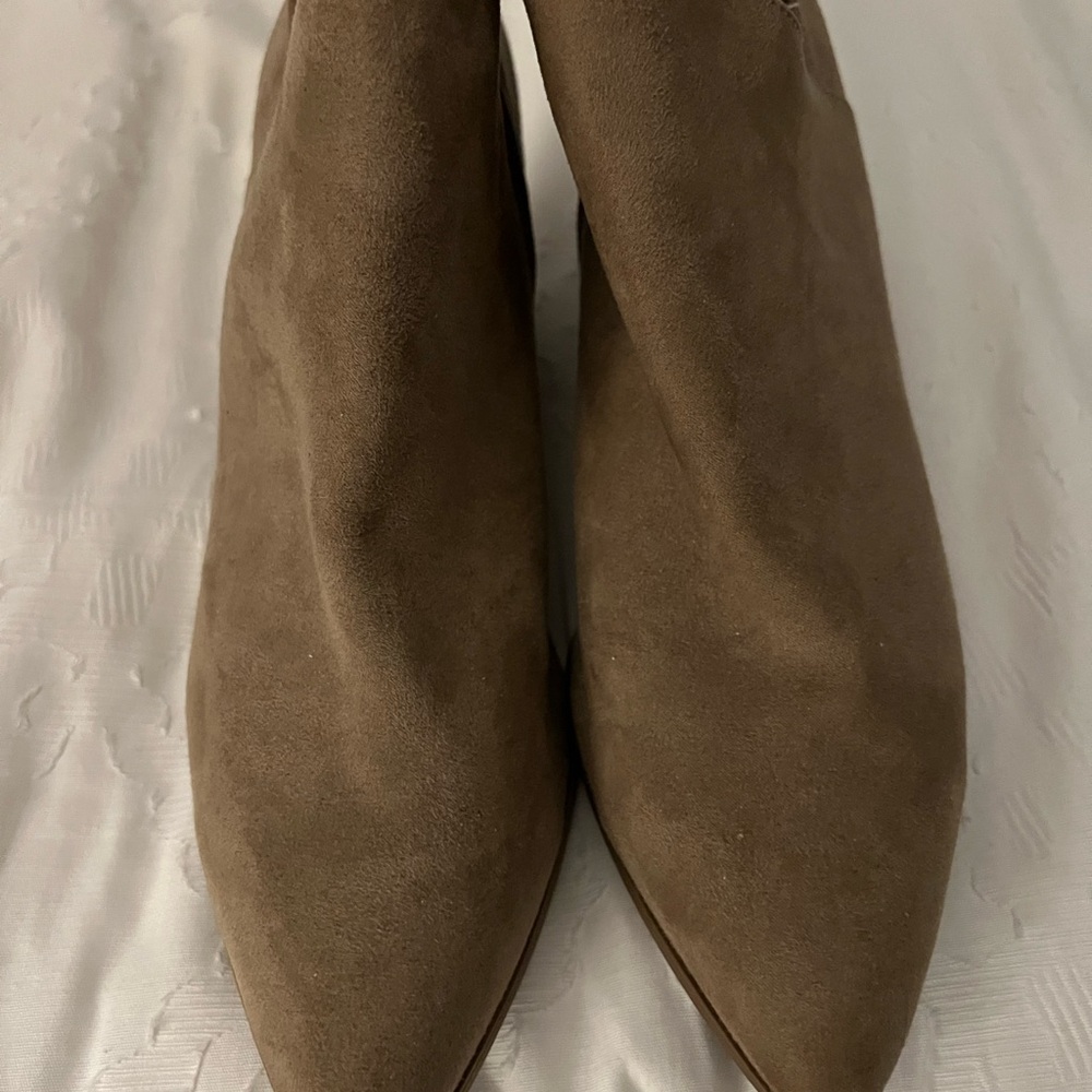 Qupid Taupe Suede Ankle Booties